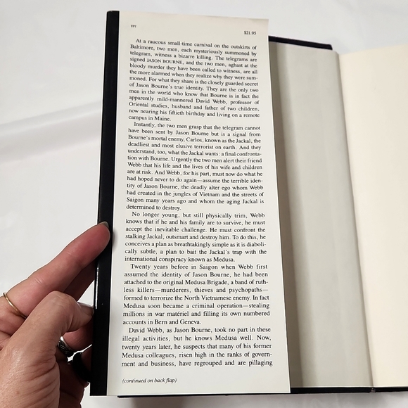 The Bourne Ultimatum by Robert Ludlum - Picture 8 of 10